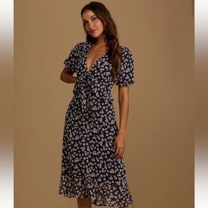 Lulu’s Anything Lovelier Navy Blue Floral Print
Tiered Midi Dress